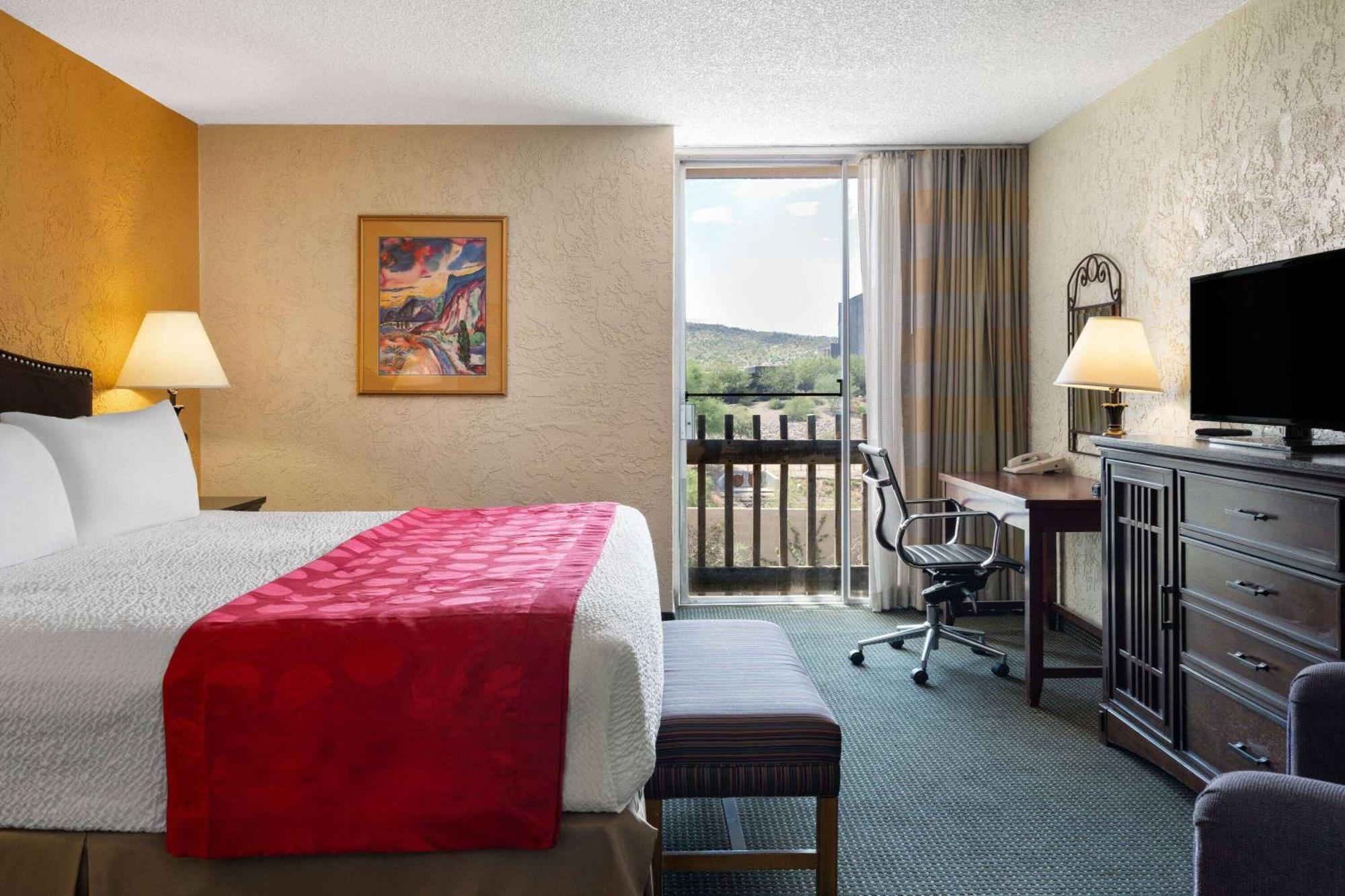Hotel Ramada By Wyndham Tucson Exterior foto
